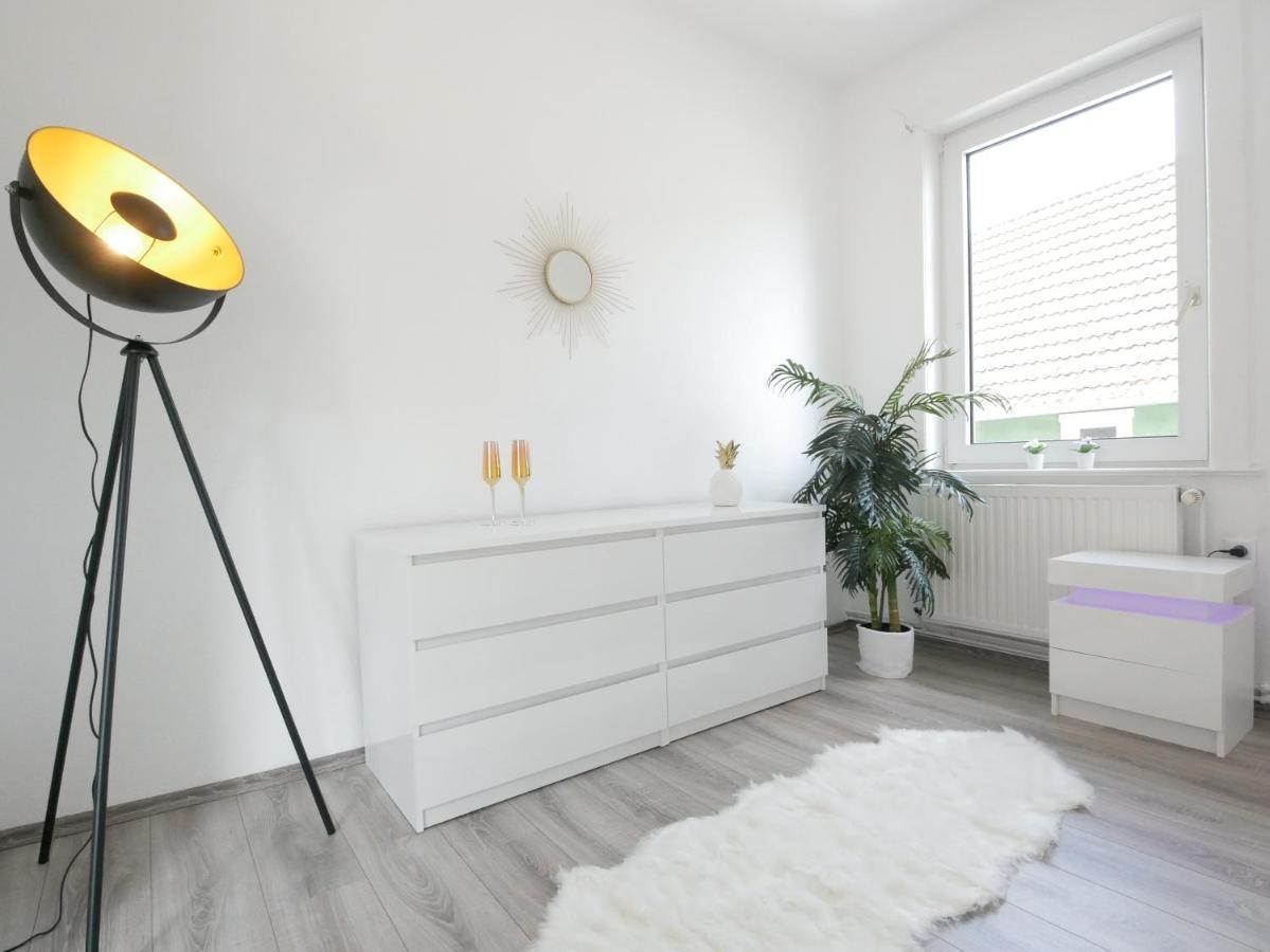Euphoras - Modern Eingerichtete Ferienwohnung Mit 3 Schlafzimmern Im Harz เคลาส์ทาล-เซลเลอร์เฟลด์ ภายนอก รูปภาพ